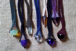 Hossz� l�ncok nagy gy�nggyel